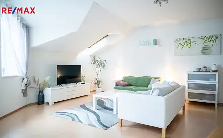 Prodej bytu 2+kk 68 m², Za Škodovkou, Hradec Králové - Kukleny