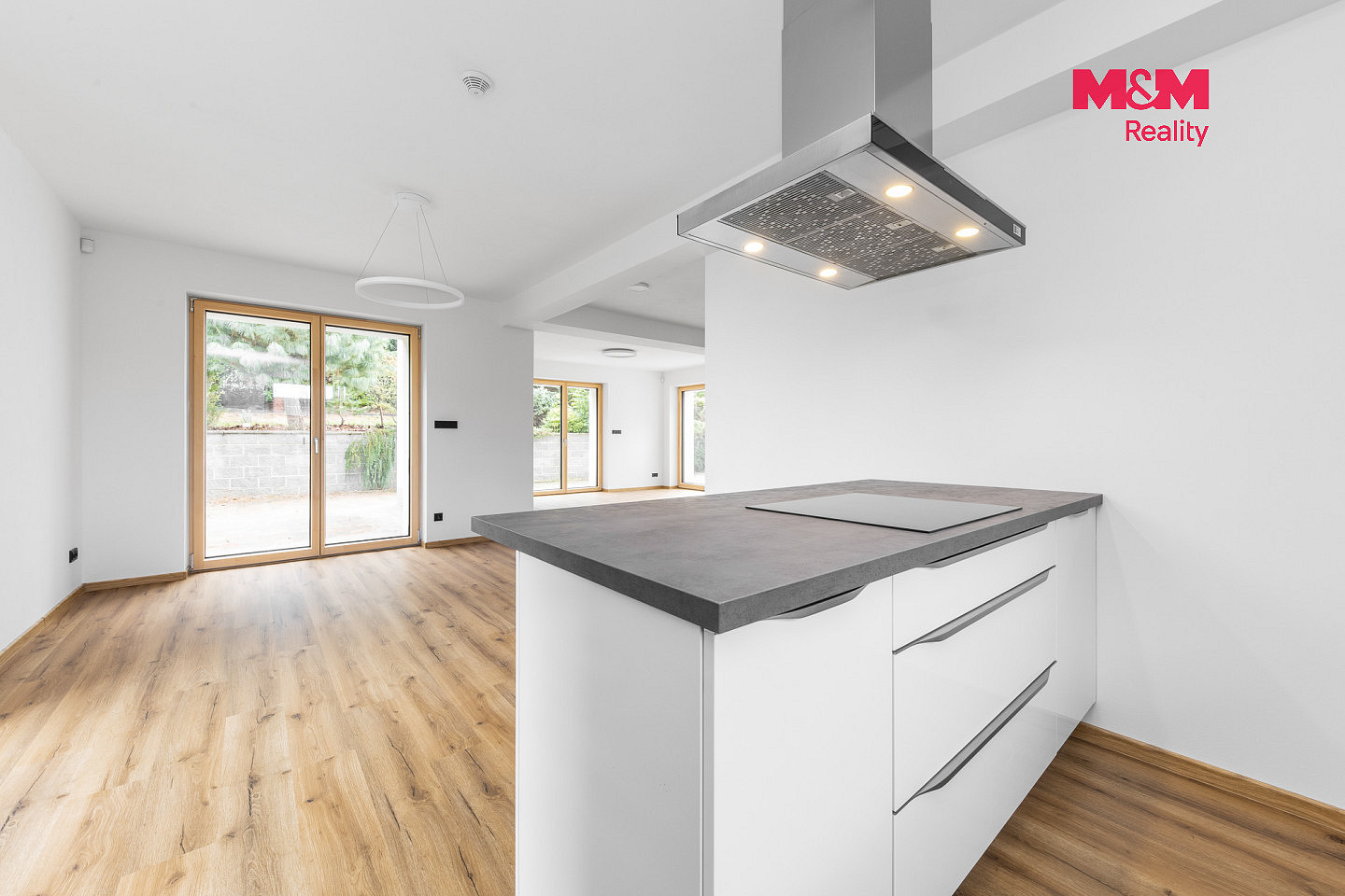 Prodej domu 258 m² s pozemkem 1 775 m² – fotografie 3