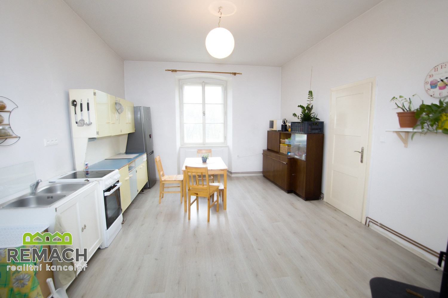 Prodej bytu 2+1 70 m² – fotografie 2