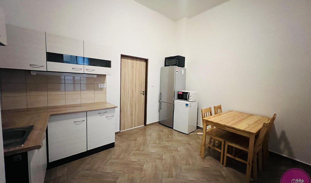 Pronájem bytu 2+1 100 m², Olomouc – náhled fotky 5