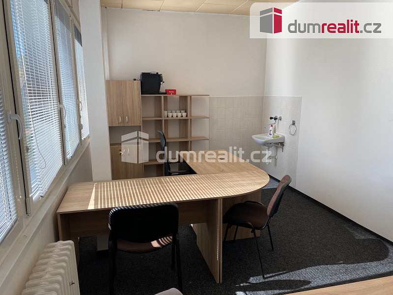 Pronájem kanceláře 26 m² — photo 3
