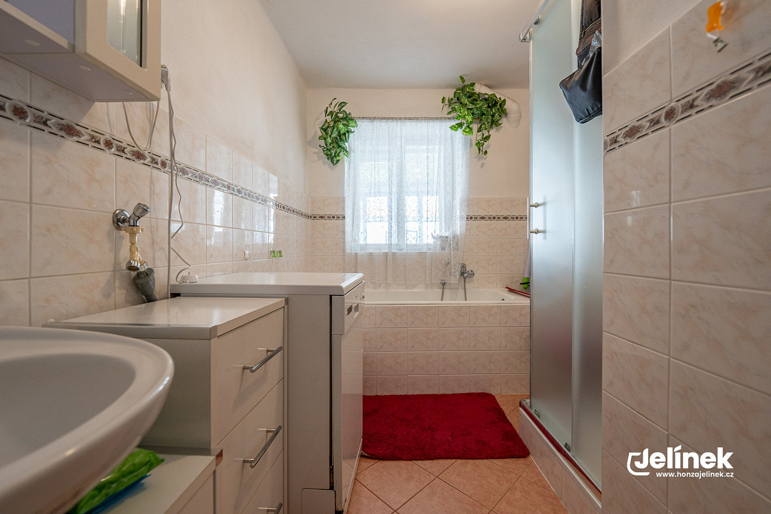 Prodej domu 200 m² s pozemkem 363 m² – fotografie 5