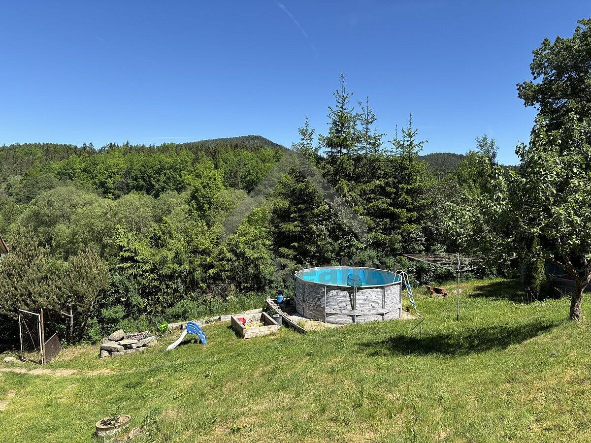 Prodej domu 180 m² s pozemkem 1 231 m² – pohled 2