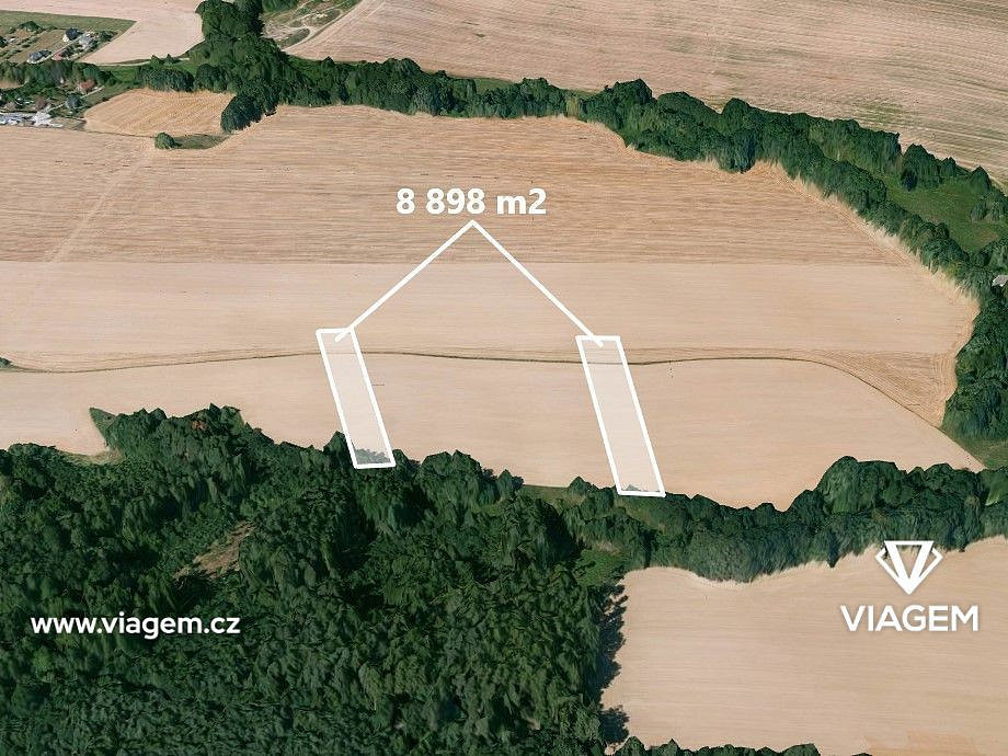 Prodej pole 2 966 m²