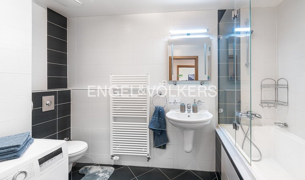 Pronájem bytu 2+kk 67 m², Praha – náhled fotky 7