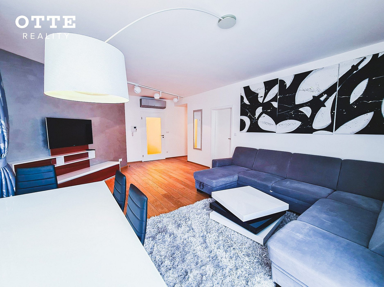 Pronájem bytu 2+kk 59 m² – fotografie 4