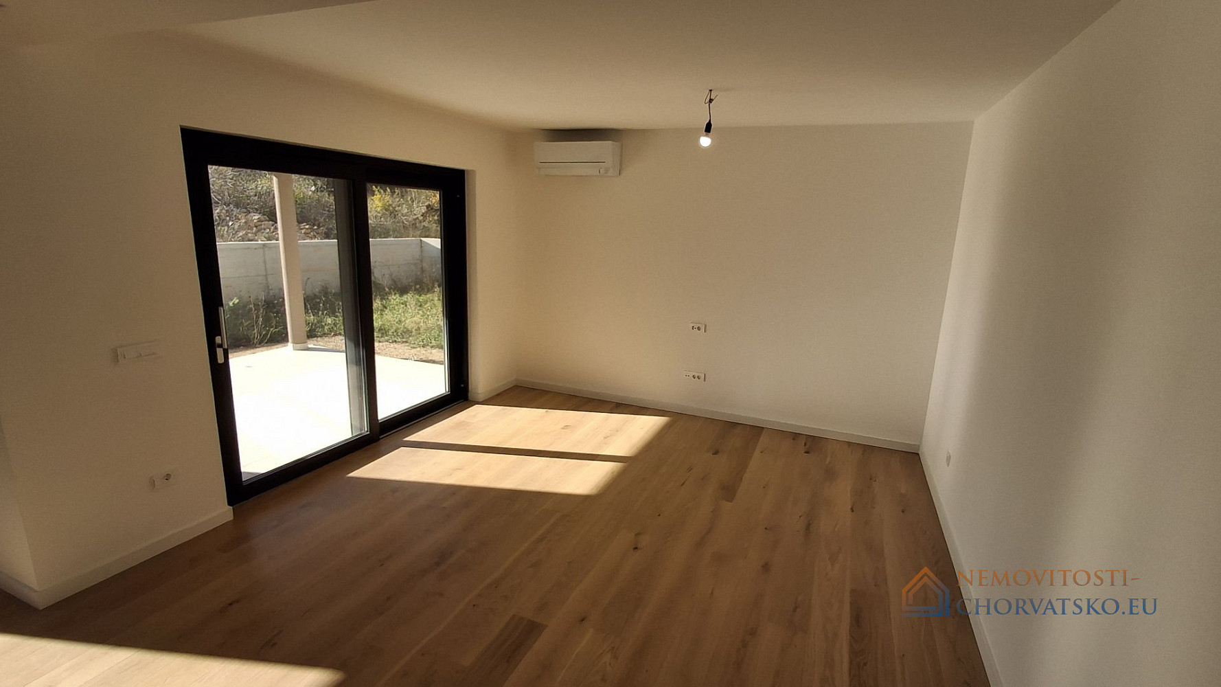 Prodej domu 136 m² s pozemkem 250 m² - Ansicht 6