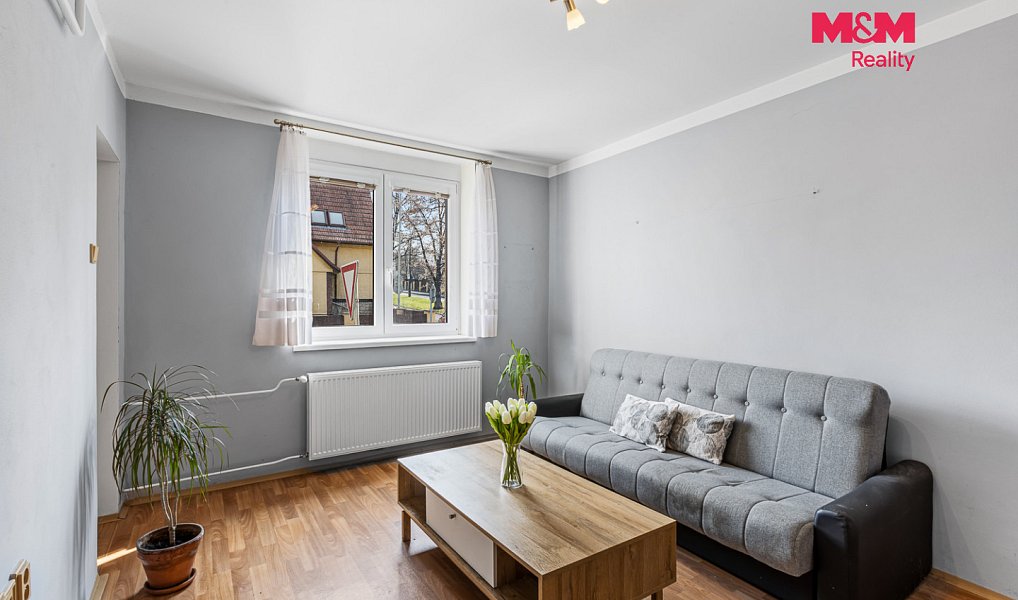 Prodej domu 120 m² s pozemkem 133 m², Louny – náhled fotky 2