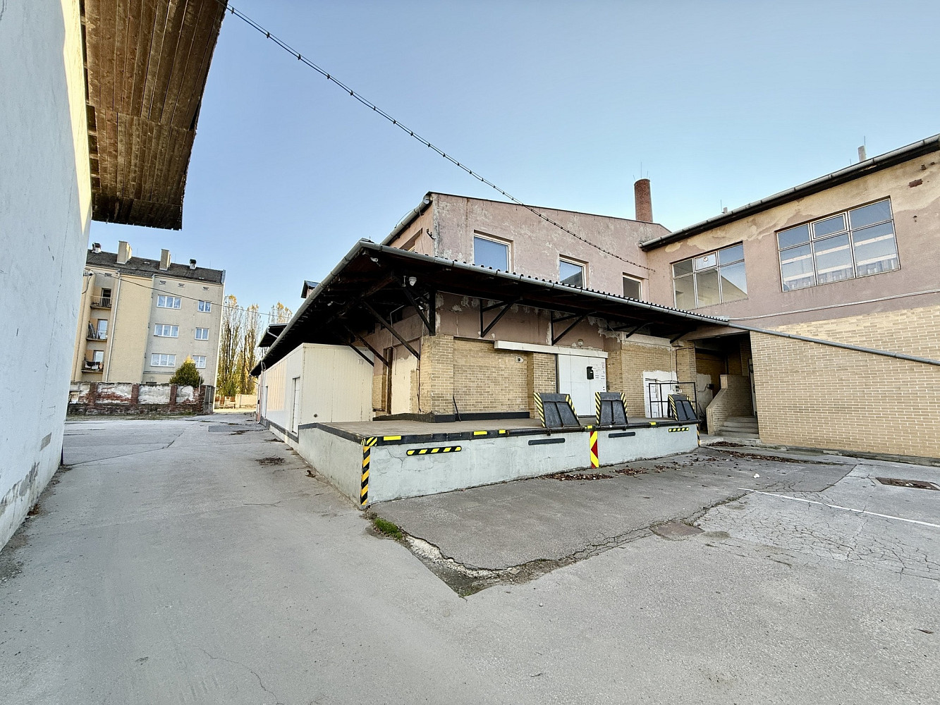 Pronájem skladovacích prostor 152 m² — photo 3