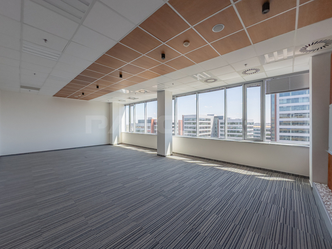 Pronájem kanceláře 659 m² – pohled 5