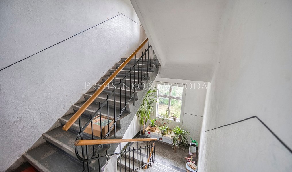 Prodej domu 652 m² s pozemkem 885 m², České Budějovice – náhled fotky 21