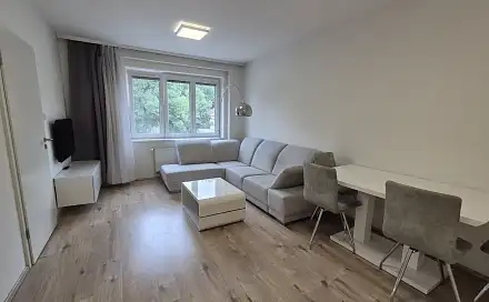 Pronájem bytu 2+kk 48 m²