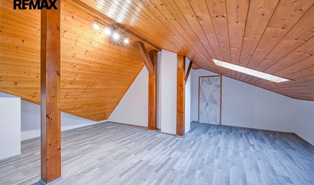 Pronájem bytu 1+1 35 m², Aš – náhled fotky 8