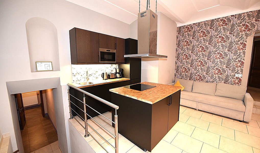 Prodej bytu 5+kk 224 m², Praha – náhled fotky 3