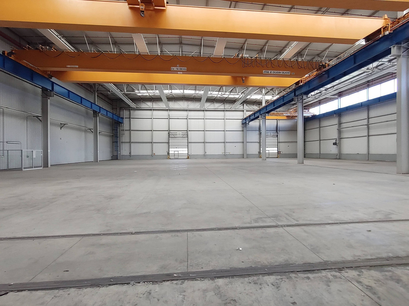 Pronájem skladovacích prostor 3 130 m²