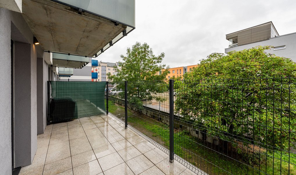 Pronájem bytu 1+kk 36 m², Plzeň – náhled fotky 2