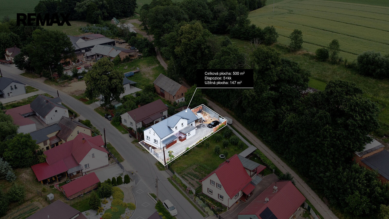 Prodej domu 147 m² s pozemkem 395 m² – fotografie 2