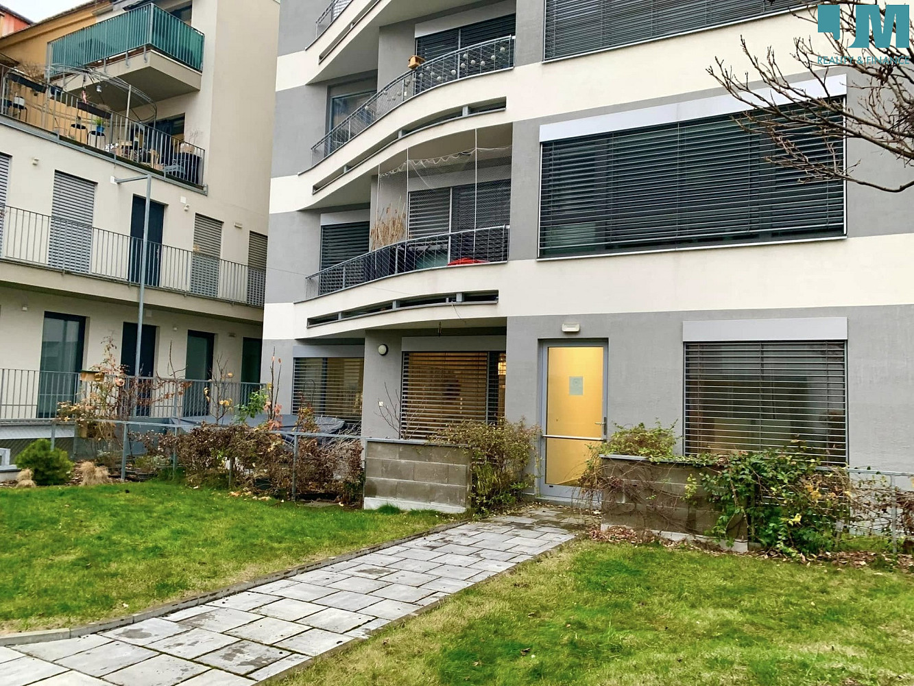 Prodej bytu 1+kk 38 m² – fotografie 2