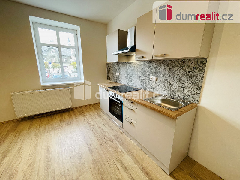Pronájem bytu 2+kk 40 m²