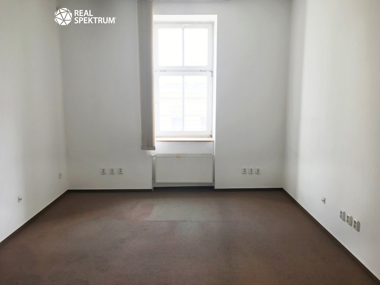 Pronájem kanceláře 111 m²