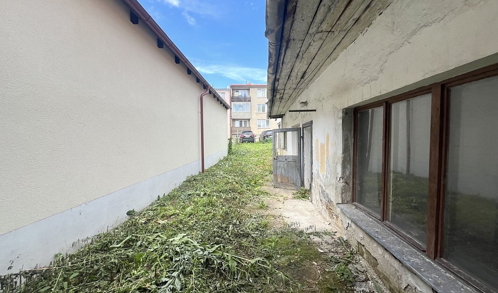 Prodej domu 160 m² s pozemkem 354 m², Kaplice – náhled fotky 12