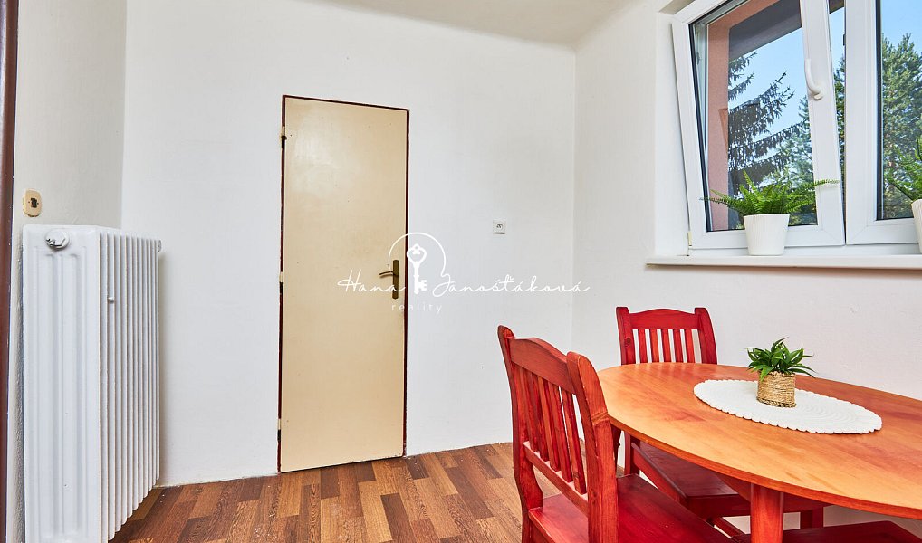 Prodej bytu 2+1 72 m², Trhové Sviny – náhled fotky 5