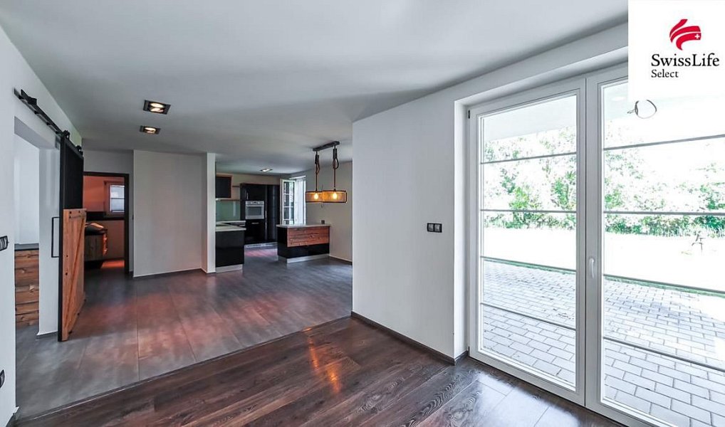 Prodej domu 211 m² s pozemkem 975 m², Ostrov – náhled fotky 6