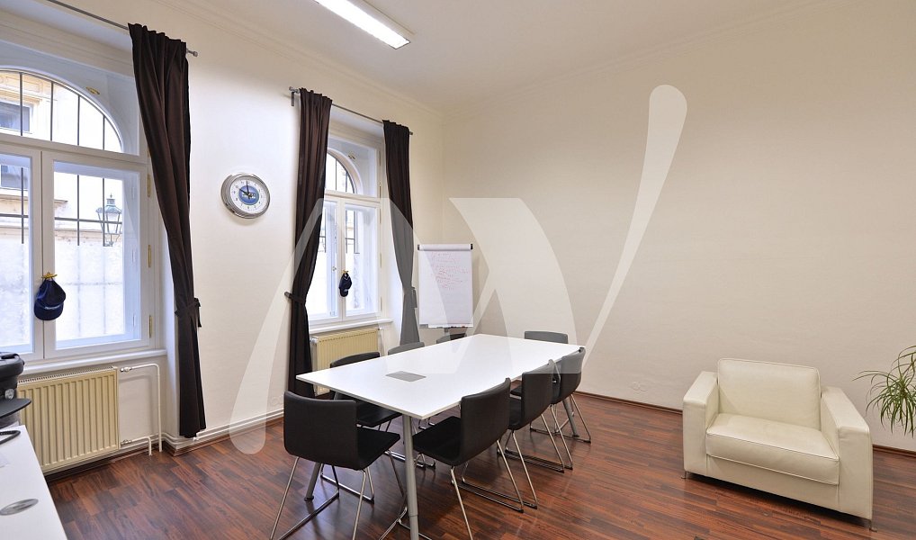 Pronájem kanceláře 228 m², Praha – náhled fotky 4