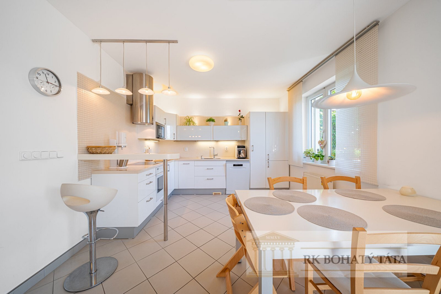 Prodej domu 192 m² s pozemkem 324 m² – fotografie 5