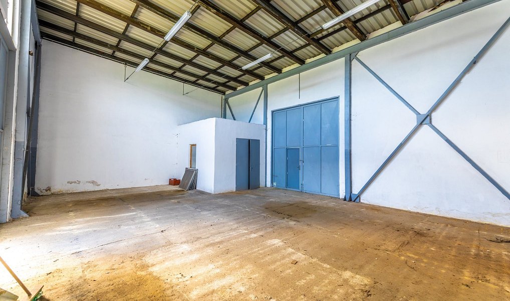 Prodej výrobních prostor 9 957 m², Kájov – náhled fotky 31