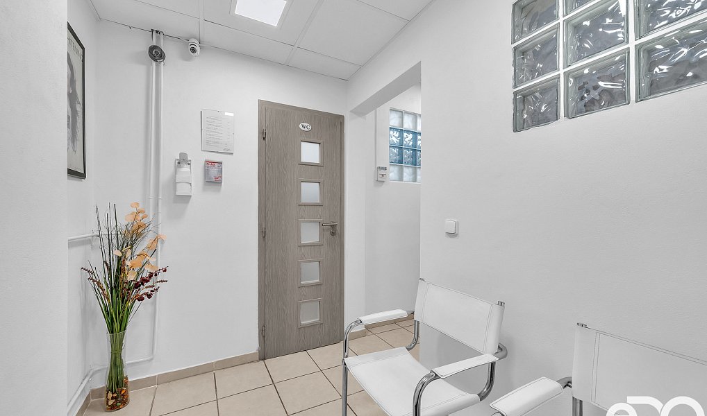 Prodej komerčního objektu (jiného typu) 220 m², Jičín – náhled fotky 42