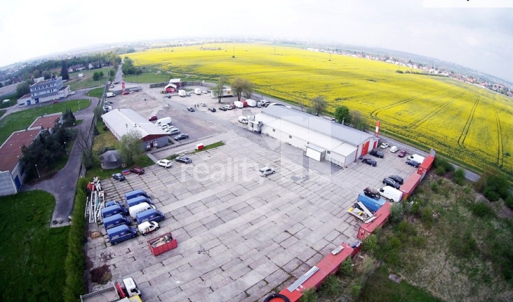 Pronájem skladovacích prostor 30 m², Jesenice – fotka 1 z 4