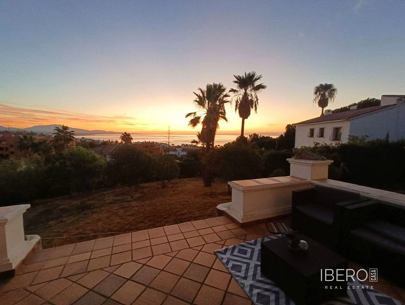 Casa 4+kk – Estepona, Barriada Islas Canarias