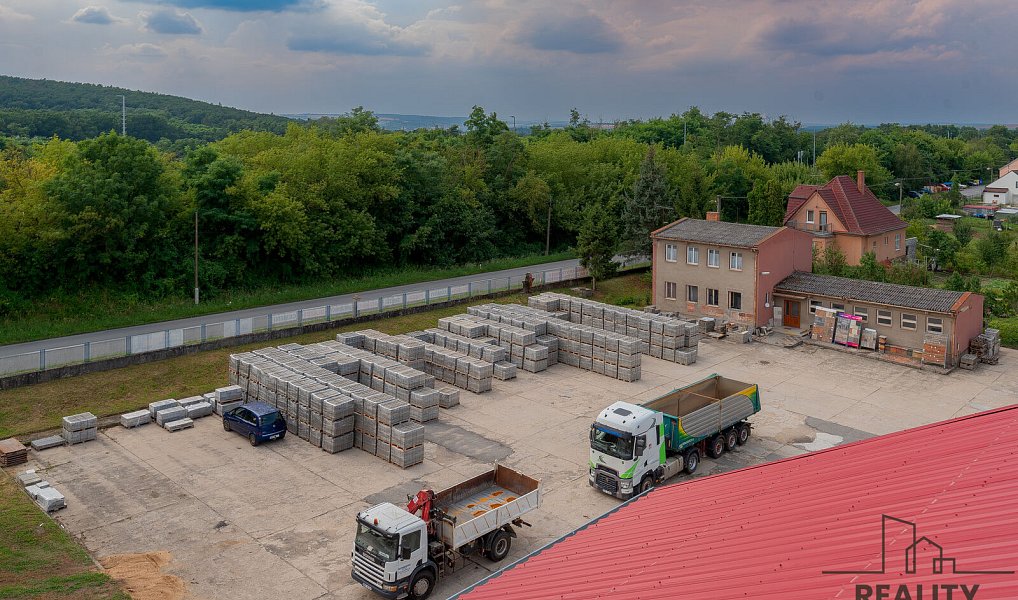 Prodej výrobních prostor 14 738 m², Moravský Krumlov – fotka 1 z 42