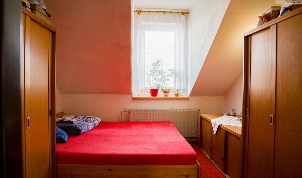 Prodej domu 291 m² s pozemkem 2 236 m², Dubí – náhled fotky 21