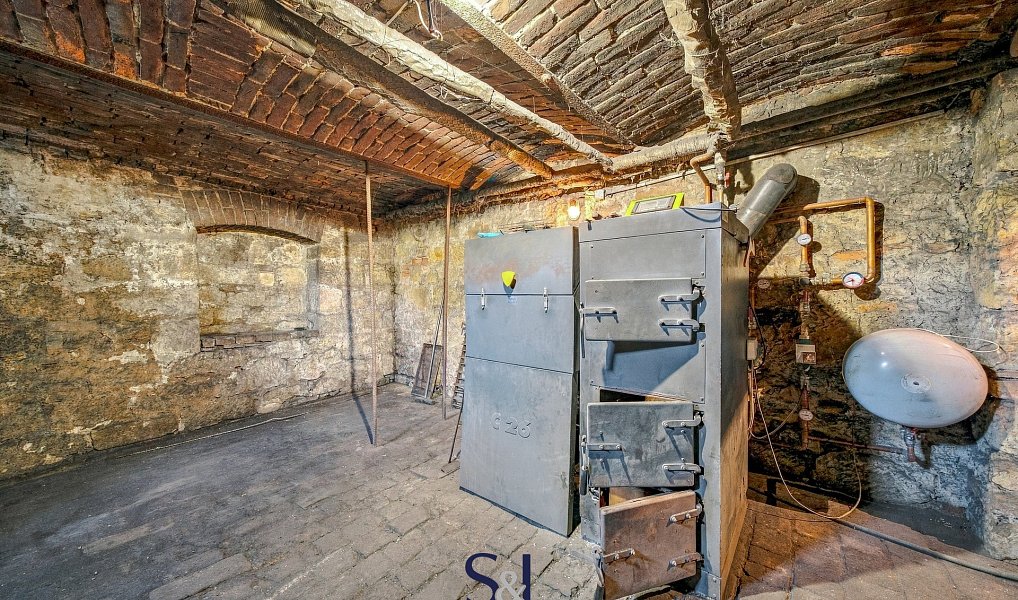 Prodej domu 233 m² s pozemkem 447 m², Dobkovice – náhled fotky 38