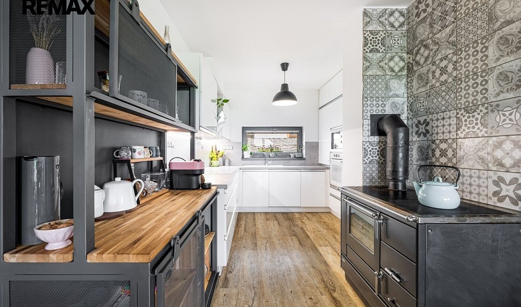 Prodej domu 196 m² s pozemkem 511 m², Třeboň – náhled fotky 3