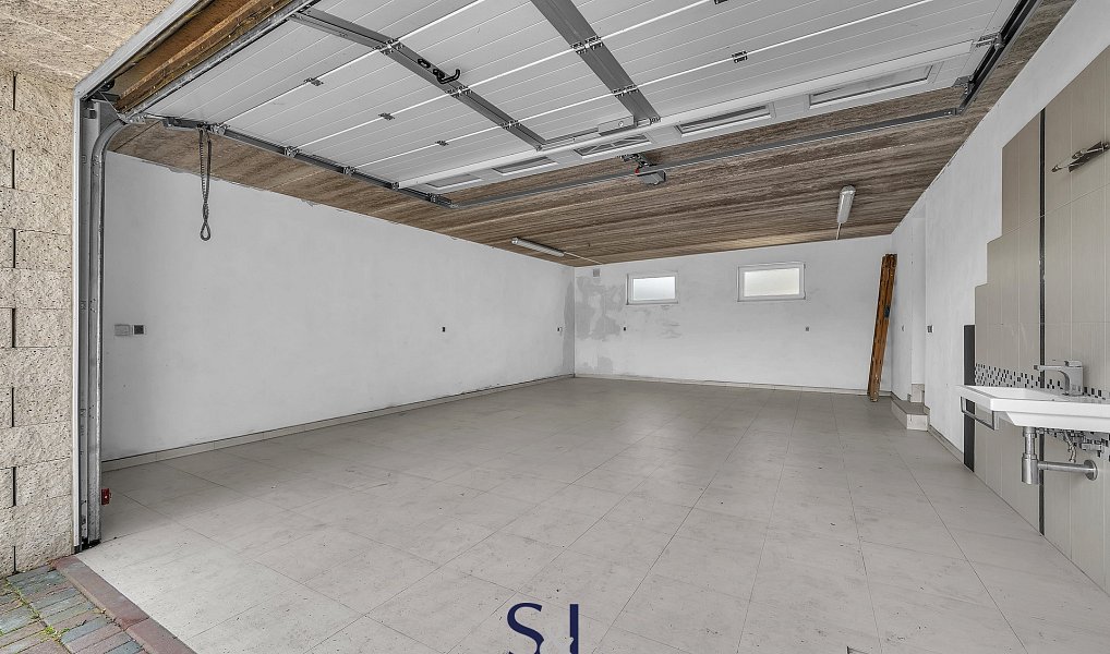 Prodej domu 320 m² s pozemkem 2 236 m², Rumburk – náhled fotky 36