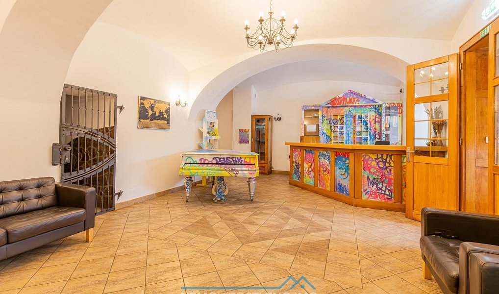 Prodej ubytovacího objektu 911 m², Vranov nad Dyjí – náhled fotky 8