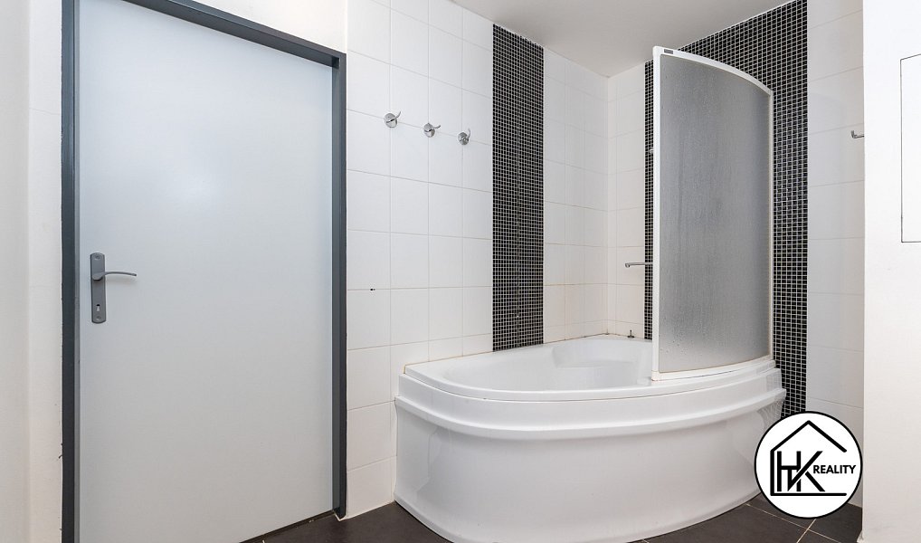 Prodej bytu 3+1 73 m², Teplice – náhled fotky 16