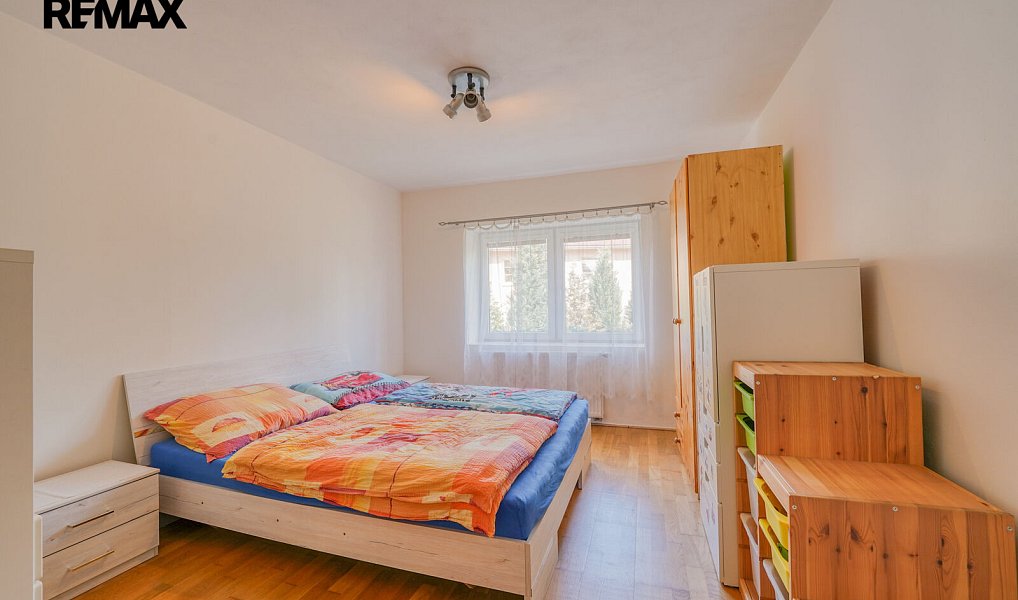 Prodej domu 323 m² s pozemkem 1 638 m², Bochov – náhled fotky 7