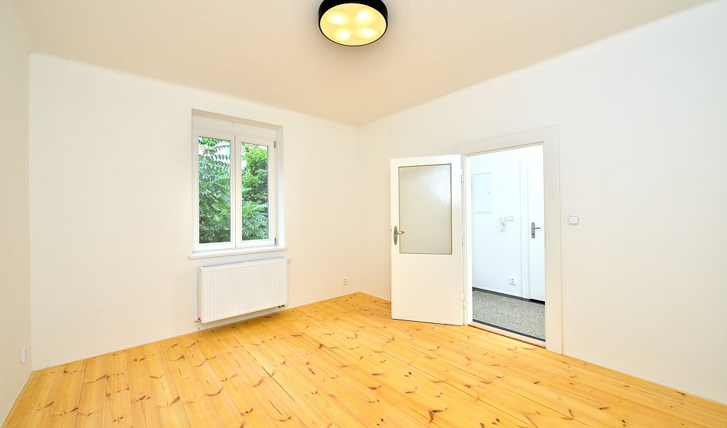 Pronájem bytu 3+kk 82 m², Praha – náhled fotky 13