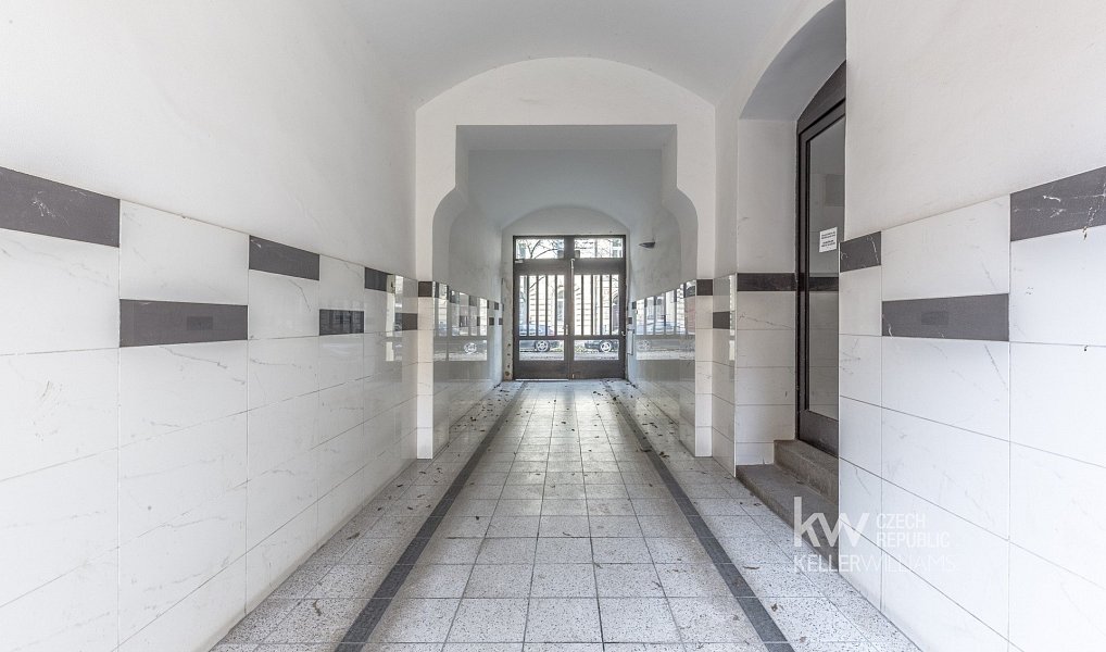 Pronájem obchodních prostor 270 m², Praha – náhled fotky 20