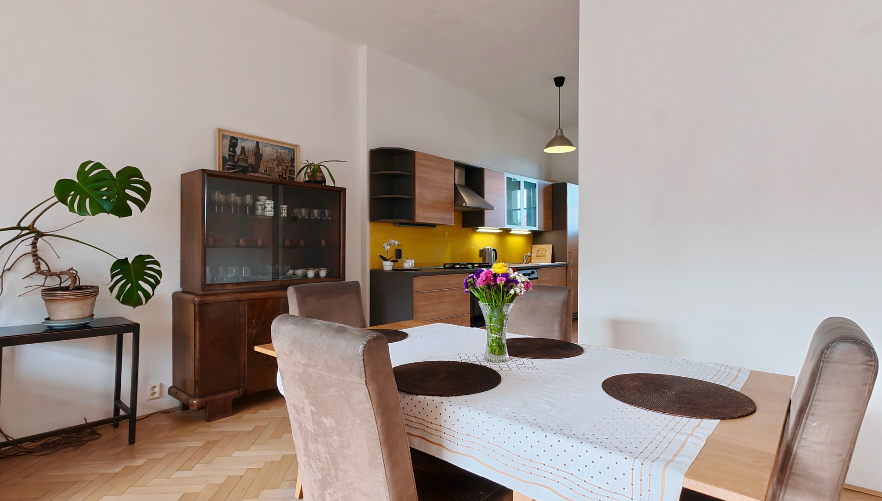 Pronájem bytu 4+kk 94 m² – fotografie 5