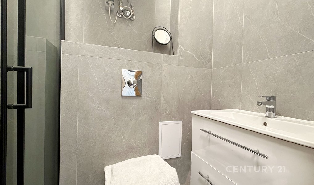 Prodej bytu 2+1 43 m², Trmice – náhled fotky 7