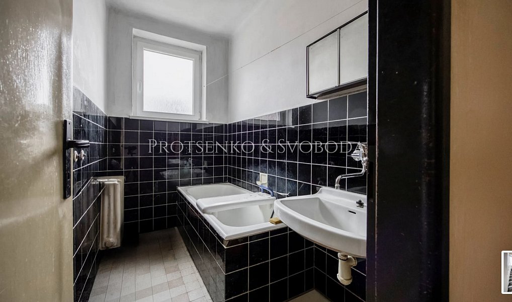 Prodej domu 308 m² s pozemkem 804 m², Písek – náhled fotky 8