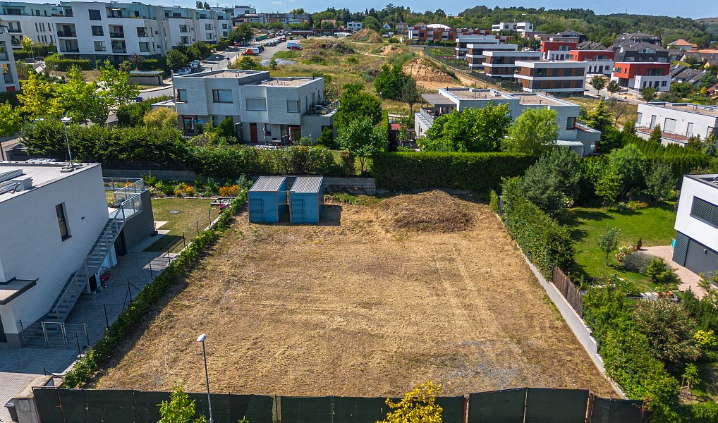 Prodej stavebního pozemku 826 m², Roztoky – náhled fotky 8