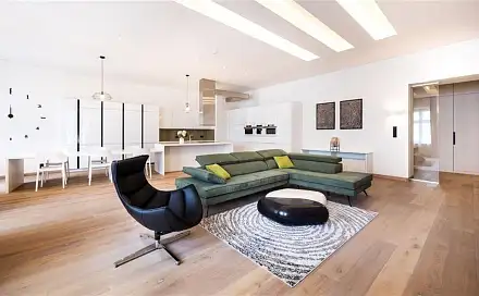 Pronájem bytu 3+kk 181 m²