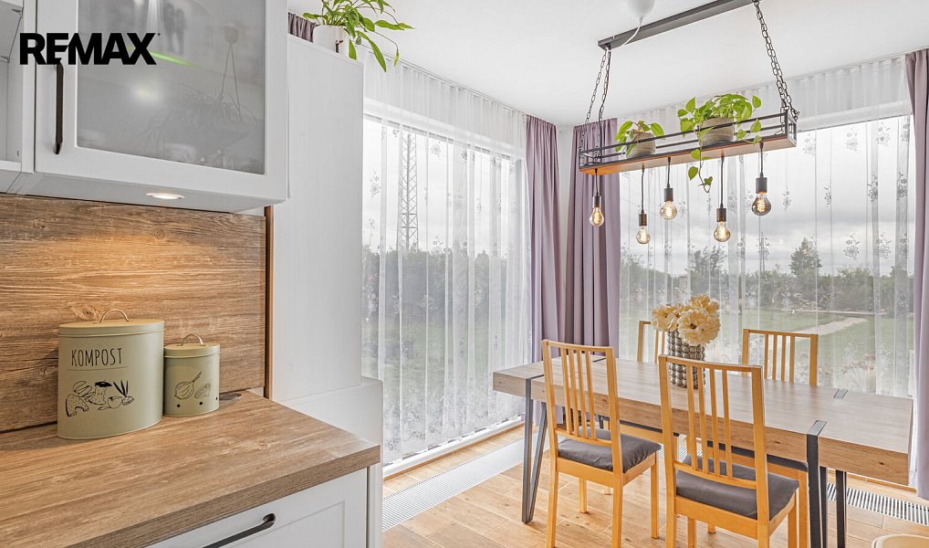 Prodej domu 147 m² s pozemkem 2 074 m², Říčany – náhled fotky 3