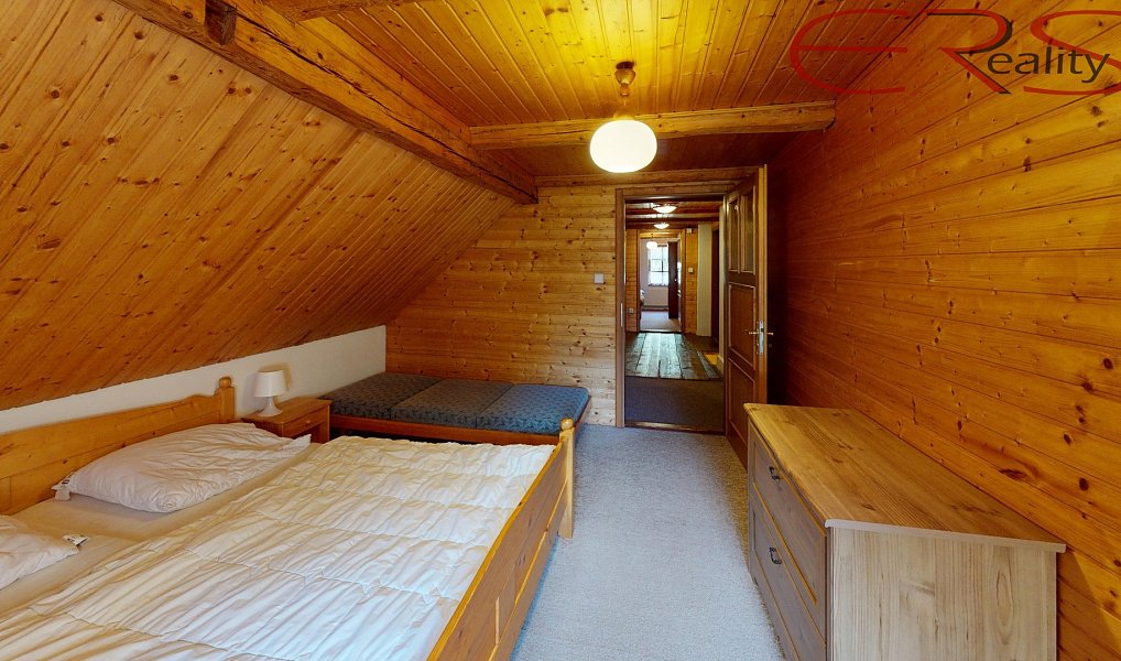 Prodej ubytovacího objektu 187 m², Desná – náhled fotky 20